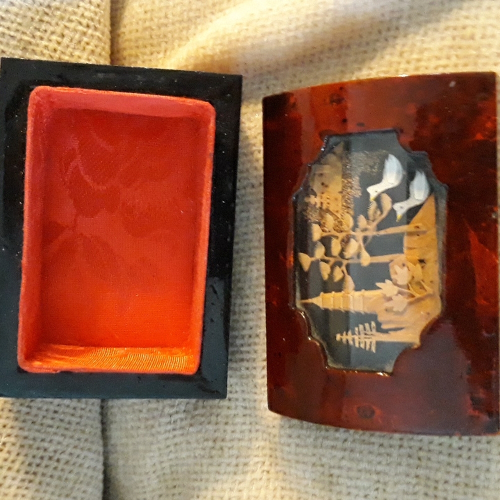 Small Wooden Ring Box wIth Cork Design
